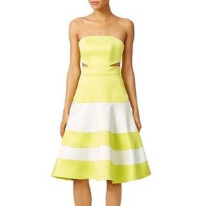 alexis simona strapless cutout fit & flare sz lrg